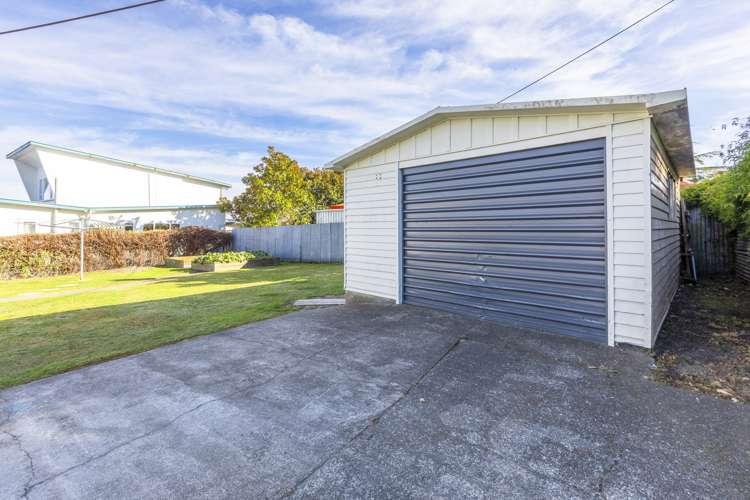 2 Woburn Street Waipukurau_15