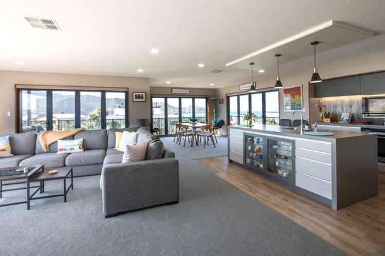 59 James Drive_4