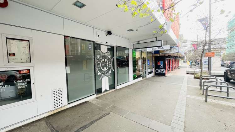 2/52 Cuba Street Wellington_3