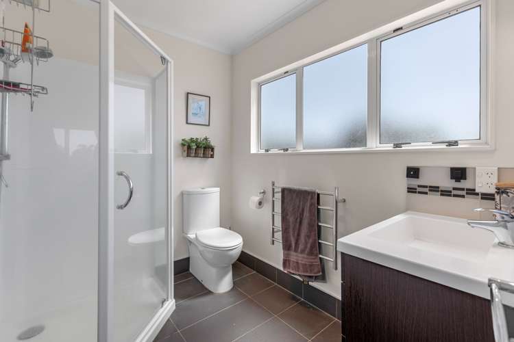 5 Athena Grove Papamoa_17