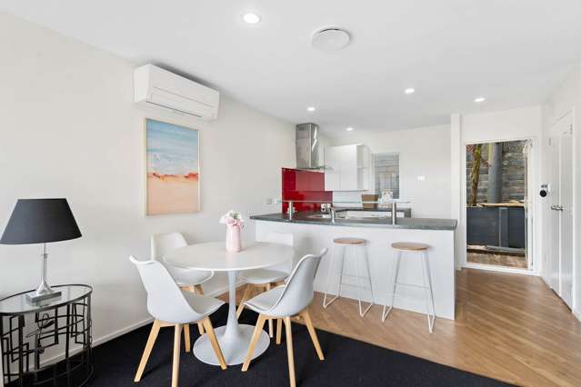 1/48A Exmouth Road Northcote_1