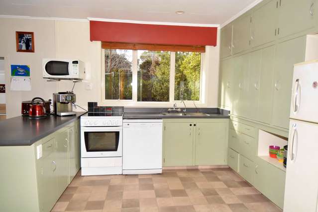 38 Grant Road Otatara_2