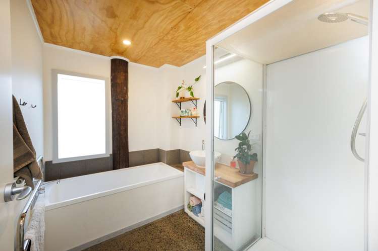 34 Highland View Drive Tokomaru_28
