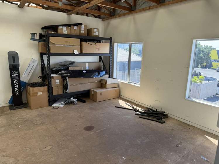 77 Gill Street New Plymouth_13