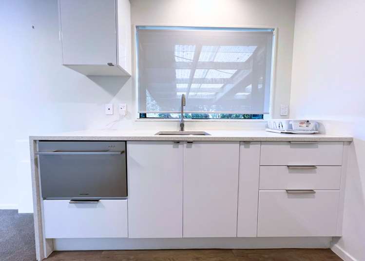 17 Okura River Road Okura_6