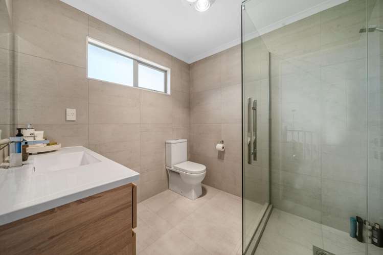 77 Manuka Street Lansdowne_20