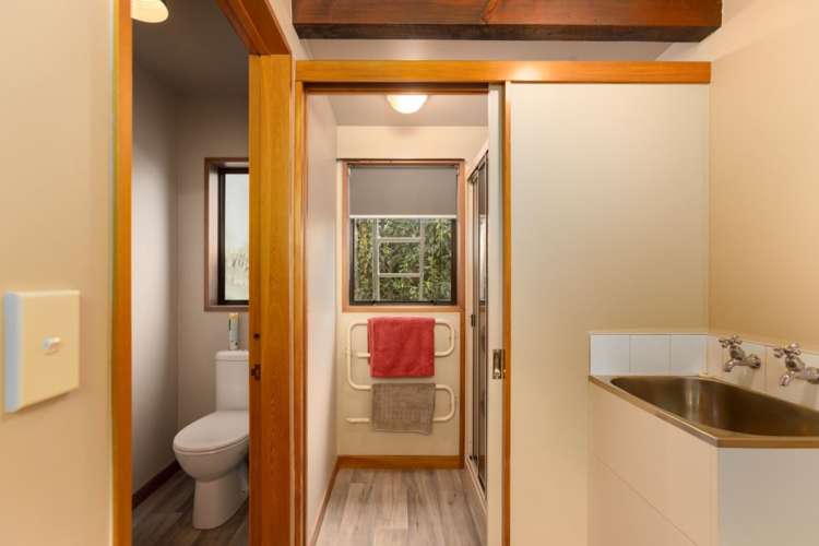 10 Settlers Hill Akaroa_5