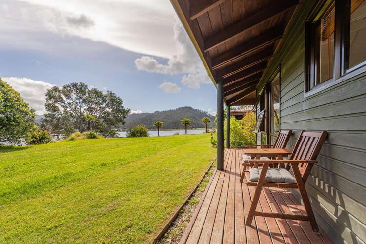 8/223 Main Road Tairua_1