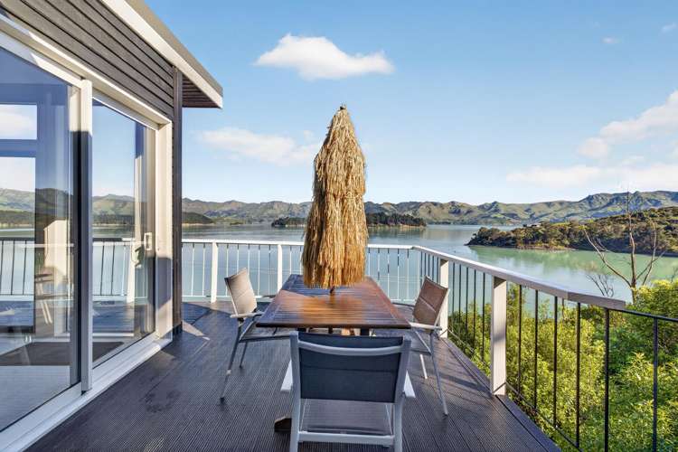21 Bayview Road Charteris Bay_24