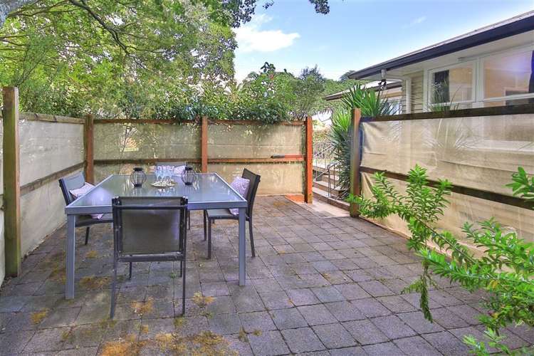 2 London Street Pukekohe_3