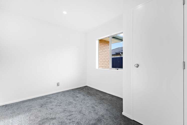 31 Langiola Drive Favona_12