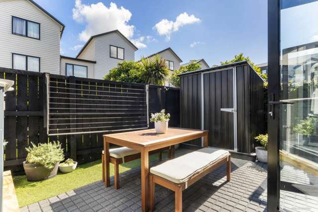 8 Kerewhenua Crescent Hobsonville_4