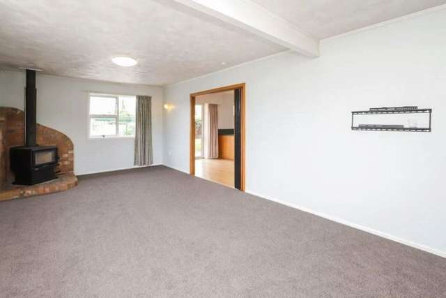 11 Southsea Crescent Silverdale_3