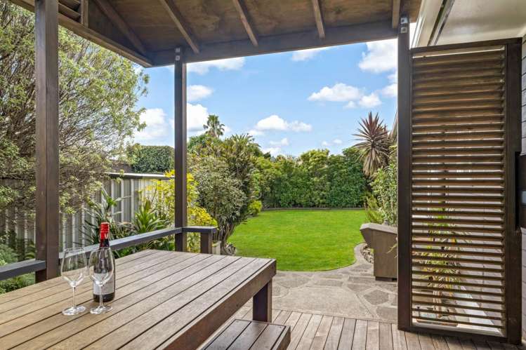 6 Clinton Avenue Te Atatu Peninsula_11