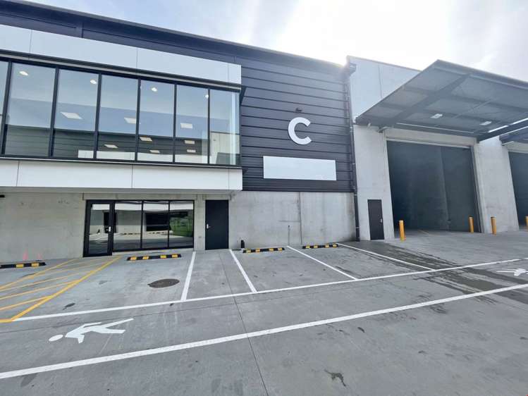 Unit C/8 Chonny Crescent Manurewa_1