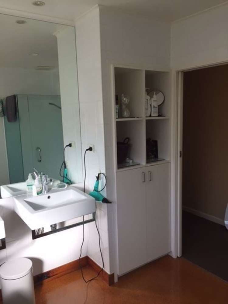 18 Garmons Way Castor Bay_13