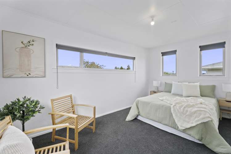 7 York Crescent Westown_8