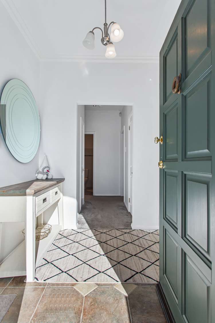 72 Moana Avenue One Tree Hill_19