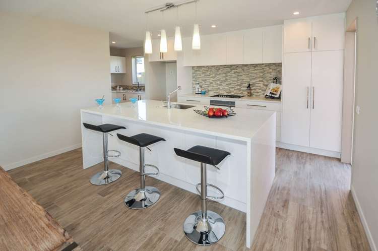 14 Greenlink Rise Long Bay_6