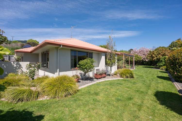 8 Aspen Place Stoke_1