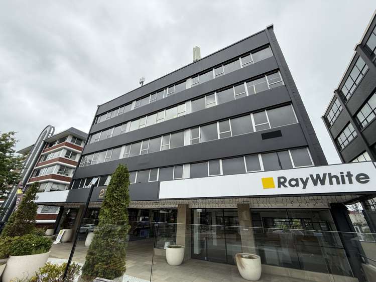 401/272 Parnell Road_0