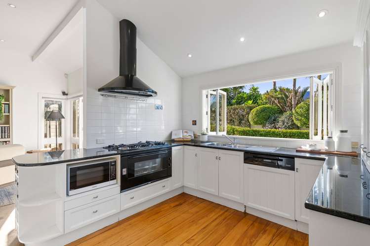 5 Clarence Road Northcote Point_8