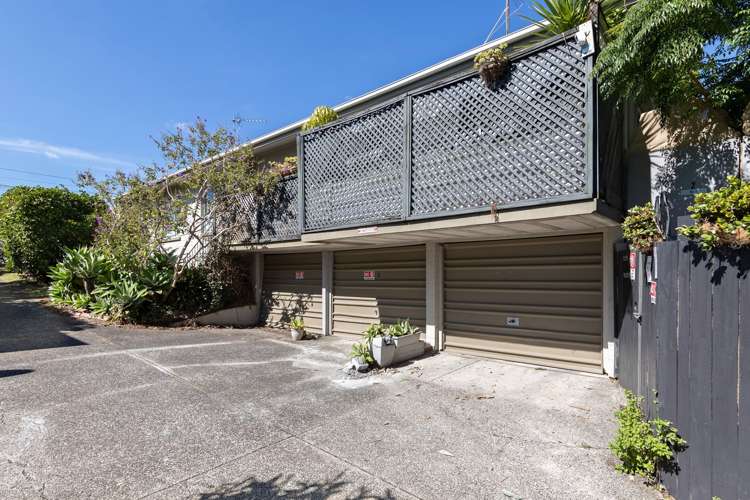 2/54 Finch Street Morningside_14