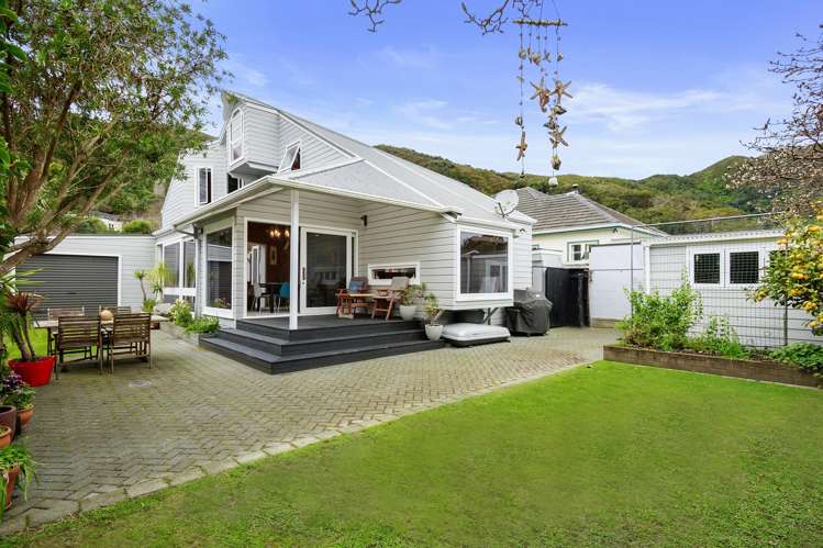 64 Wyndrum Avenue_0