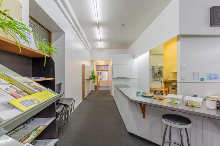 20-22 High Street Picton_7