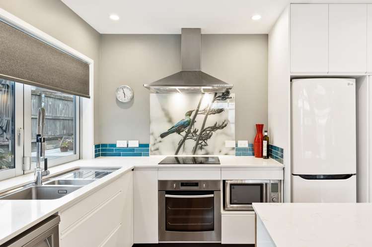 77B Rosier Road Glen Eden_15