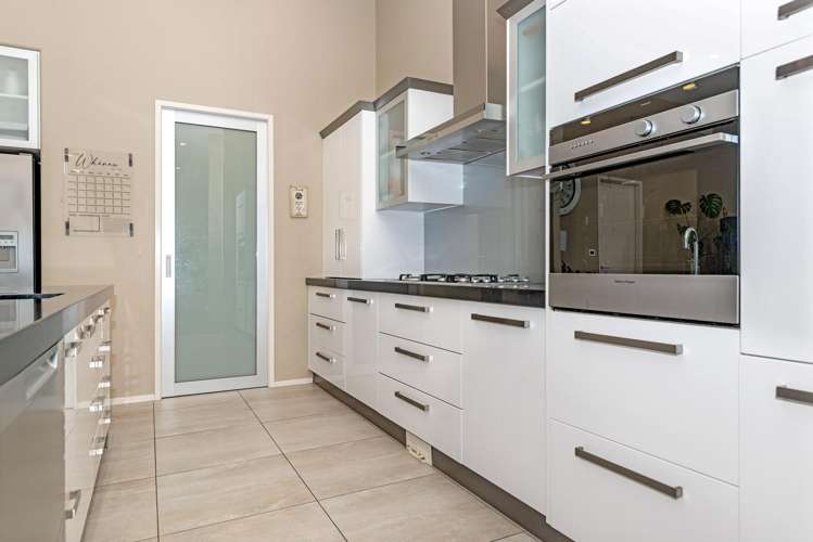 11 Charteris Rise Riverdale_4