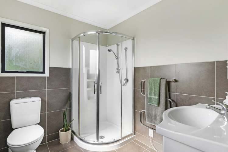 18 Blakewell Place Beachlands_12