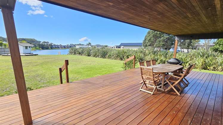 135 Harbour Drive Matarangi_0