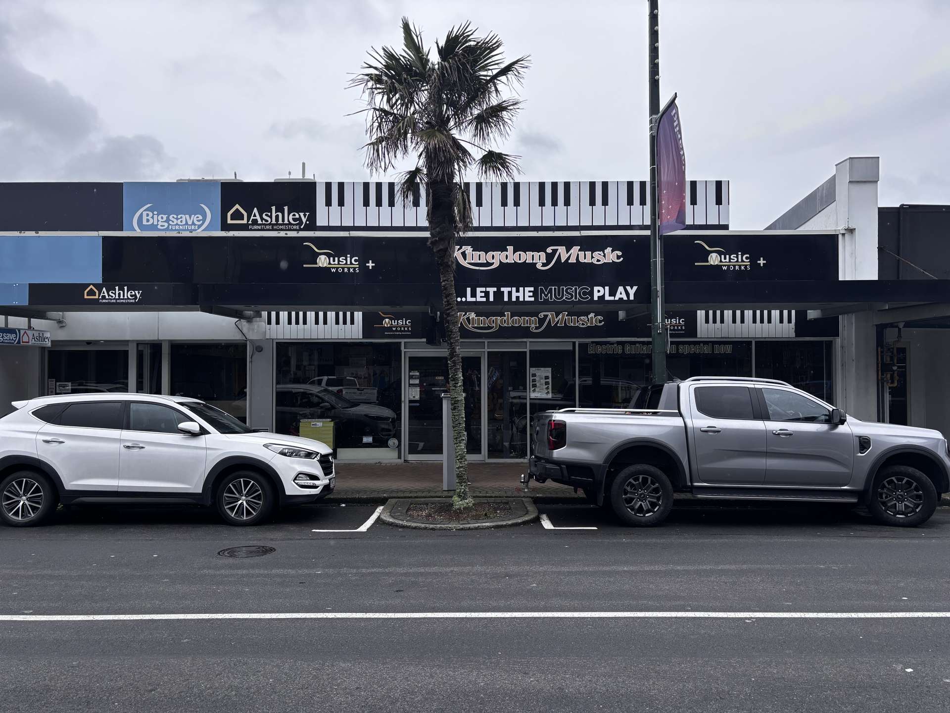 122 High Street Hutt Central_0