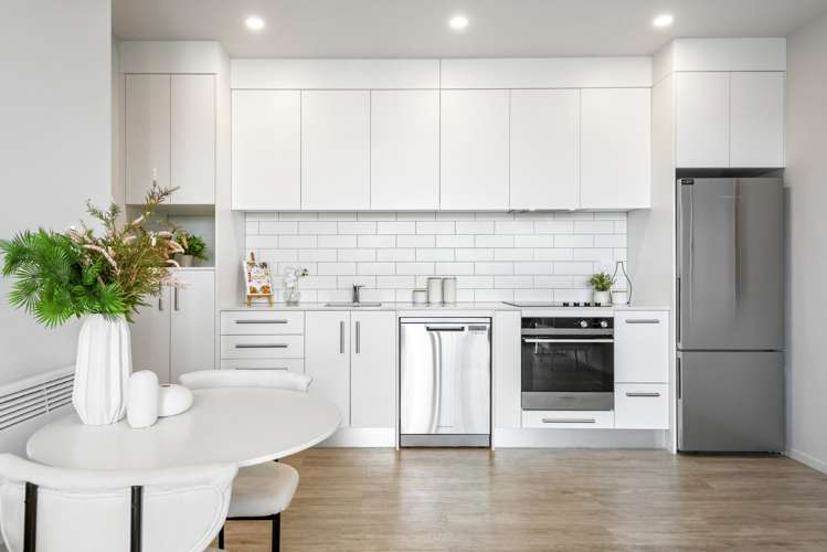 209/10 Awataha Drive Northcote_7