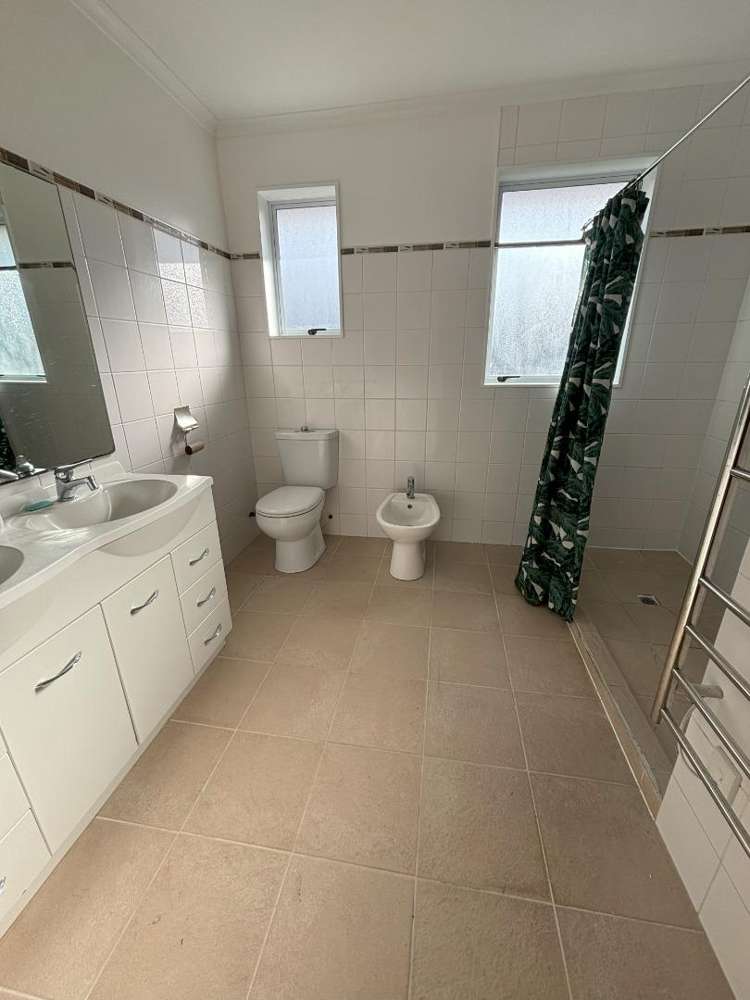 10 Kowhai Street Hamilton Lake_10