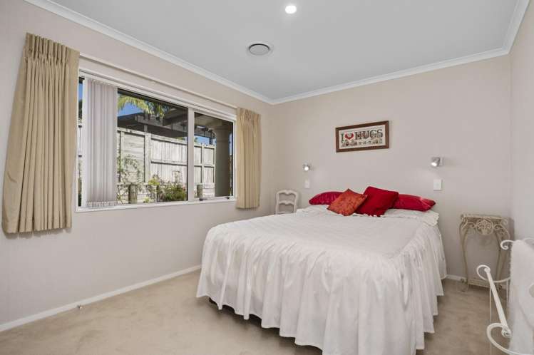 12 Waterside Drive Pyes Pa_12