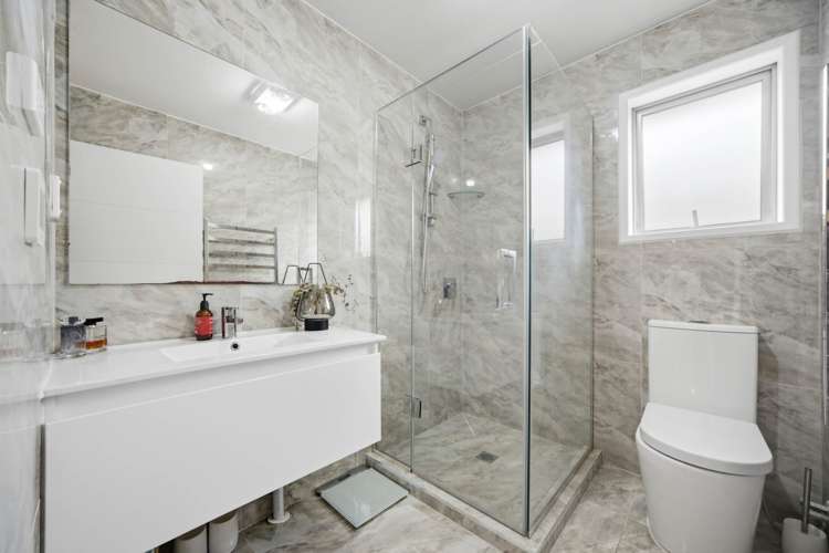 39a Buckley Road Epsom_16