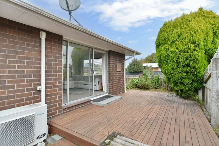 7 Apsley Drive Russley_8