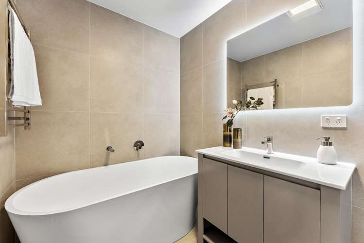 88 Hutchinsons Road Bucklands Beach_17