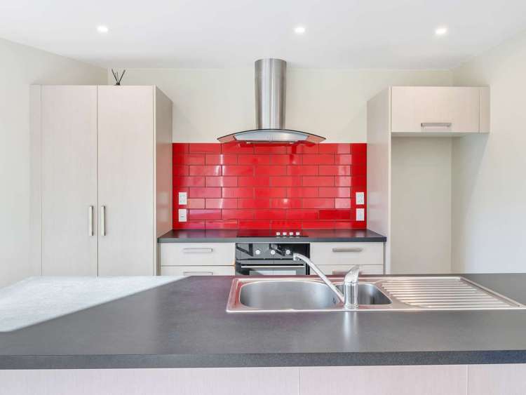 3 Mowhia Grove Waitarere Beach_7