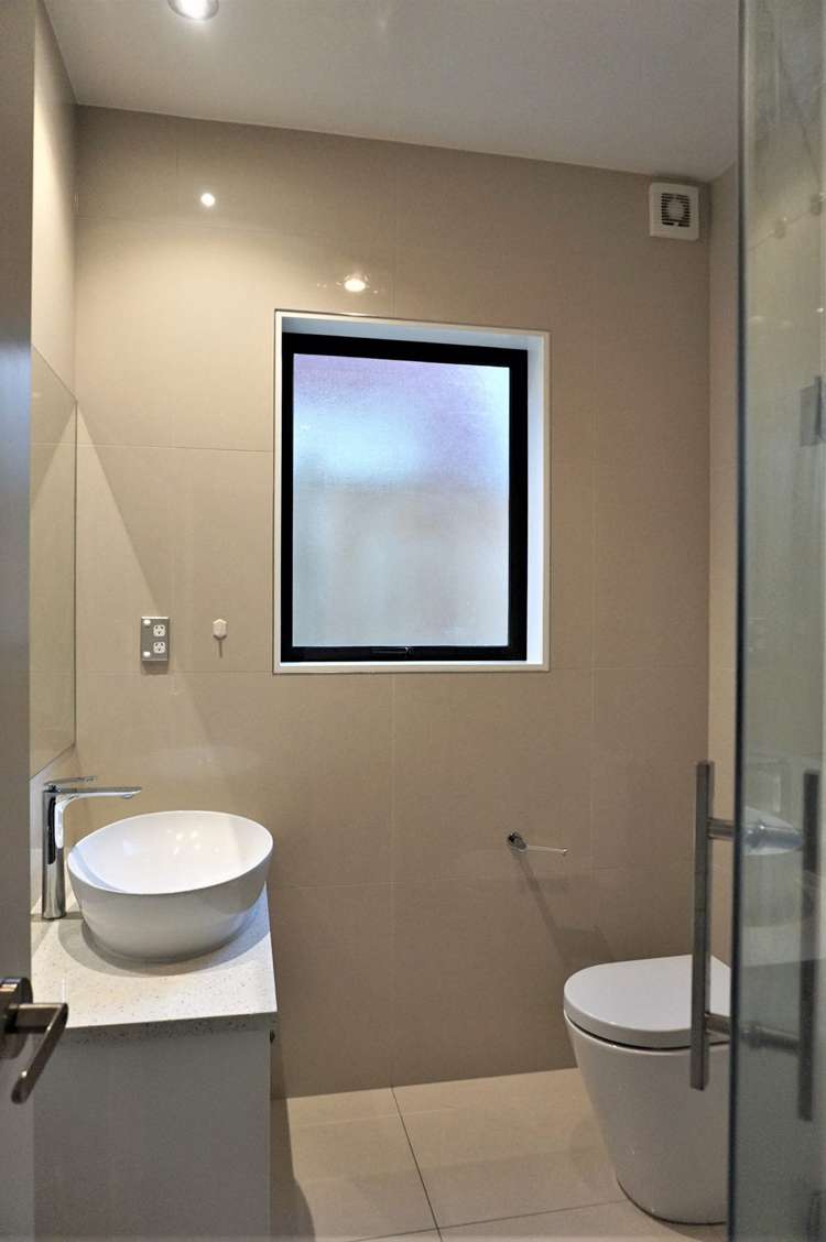 11 Carrygawley Road Flat Bush_1