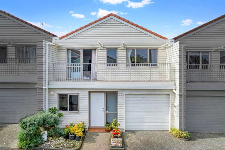 24M Mount Smart Road_0