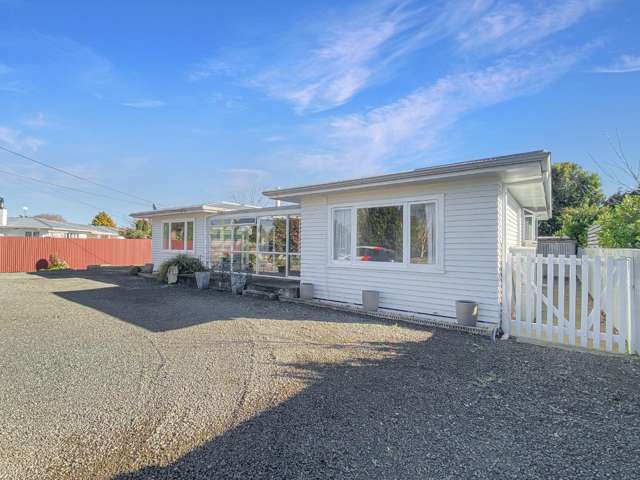 Tidy Three Bedroom home in Akina