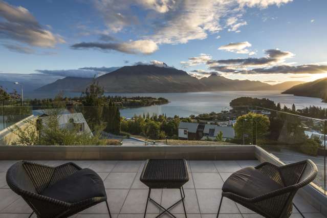 26 Edinburgh Drive Queenstown_3