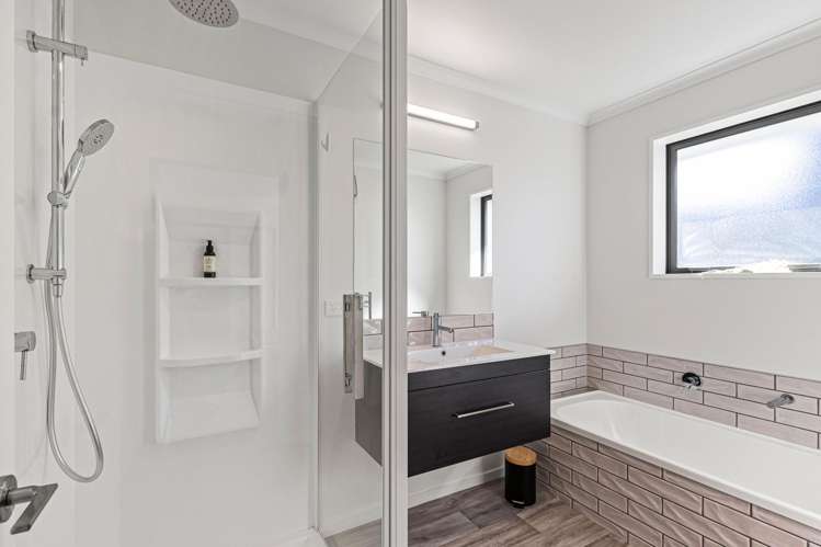 27 Helicon Street Pegasus_16