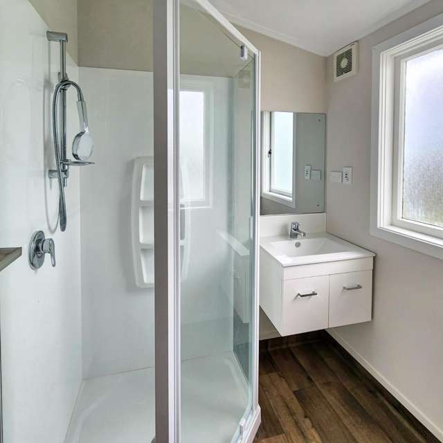 22 Devon Crescent 10985_3