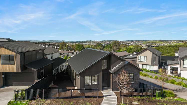 39 Kikorangi Drive Orewa_16