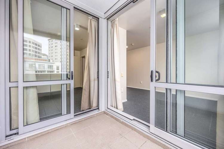 7D/15 City Road Auckland Central_8