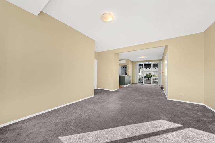 11 Kirikiri Lane East Tamaki_16